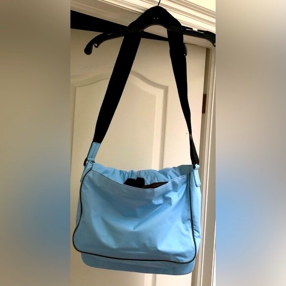Massimo Sky Blue with brown trim water resistant messenger Bag Sz 14”x12”x3” - Picture 4 of 11